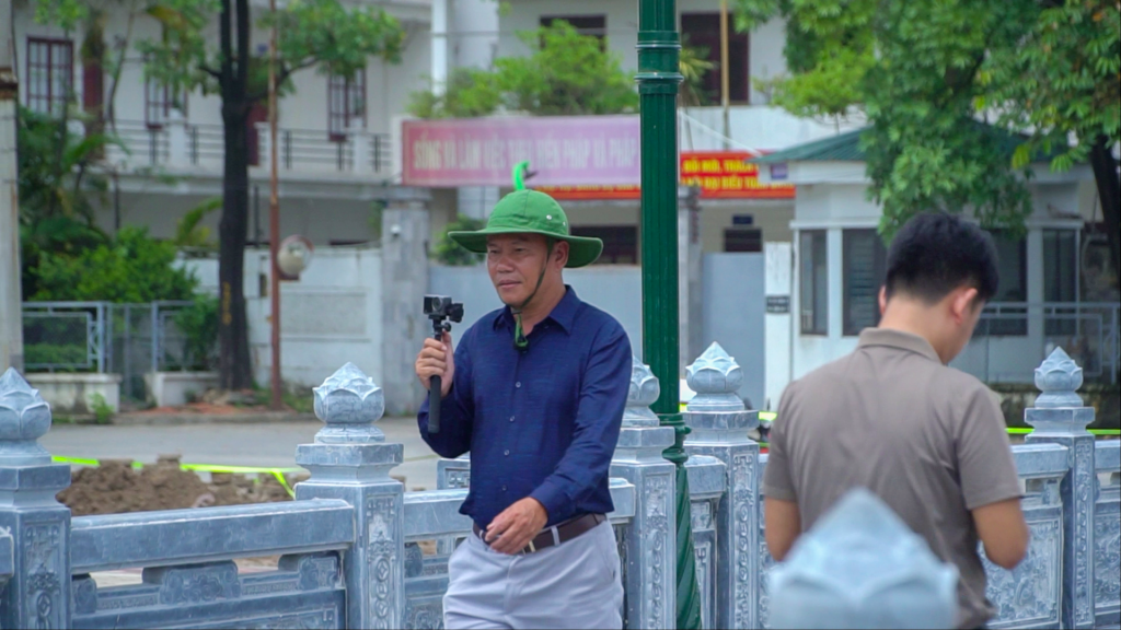 Người dân ấn tượng với công năng và kiến trúc đập dâng Tô Lịch