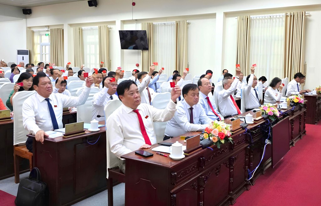 Cà Mau thông qua nhiều nghị quyết quan trọng thúc đẩy phát triển kinh tế