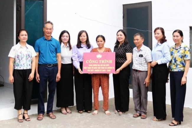 Bài 2: Đổi mới để nâng cao đời sống người dân