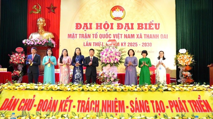 Khát vọng đưa Thanh Oai vươn lên, xứng đáng niềm tin của Nhân dân Khát vọng đưa Thanh Oai vươn lên, xứng đáng niềm tin của Nhân dân