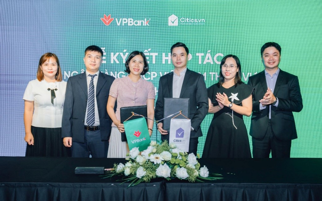 VPBank và Citics mở rộng hợp tác, hoàn thiện hệ sinh thái tài chính - bất động sản số. VPBank và Citics mở rộng hợp tác, hoàn thiện hệ sinh thái tài chính - bất động sản số.