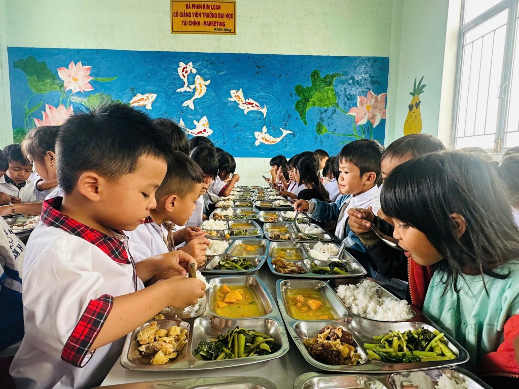 Ước mơ của các em học sinh sẽ luôn được “thắp sáng” Ước mơ của các em học sinh sẽ luôn được “thắp sáng”