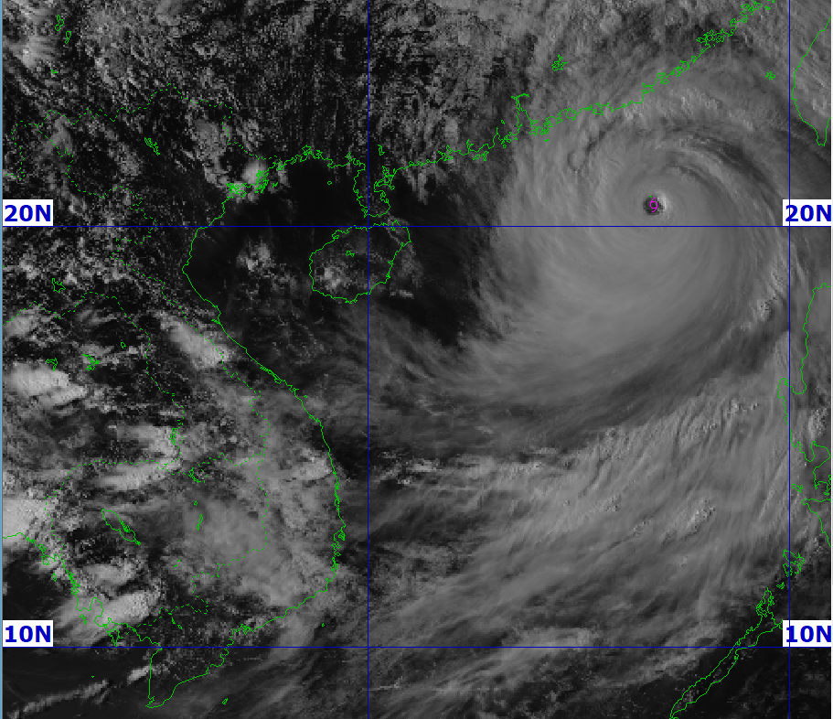Theo dự báo, khoảng 36 tiếng nữa, bão sẽ vào đến Lôi Châu (Trung Quốc), bắt đầu ảnh hưởng đến Vịnh Bắc Bộ - Ảnh: VGP/Minh Khôi Theo dự báo, khoảng 36 tiếng nữa, bão sẽ vào đến Lôi Châu (Trung Quốc), bắt đầu ảnh hưởng đến Vịnh Bắc Bộ - Ảnh: VGP/Minh Khôi