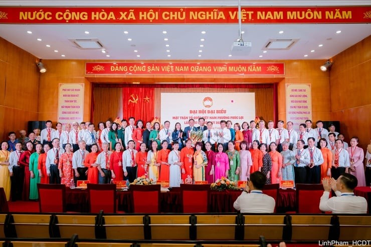 Phát huy sức mạnh đại đoàn kết, xây dựng phường Phúc Lợi văn minh, hiện đại