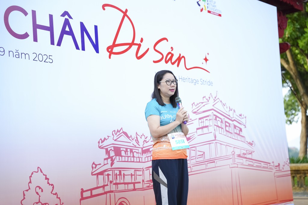 Bà Trần Thị Thùy Yên - Phó Giám đốc Sở KH&CN TP. Huế nhấn mạnh Sở KH&CN cam kết sẽ tiếp tục đồng hành với ABBANK và SVF để triển khai nhiệm vụ của dự án tại TP. Huế một cách hiệu quả và đạt được mục tiêu đã đề ra.