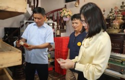 Xã Bát Tràng đẩy mạnh công tác kiểm tra an toàn thực phẩm dịp Tết Trung thu