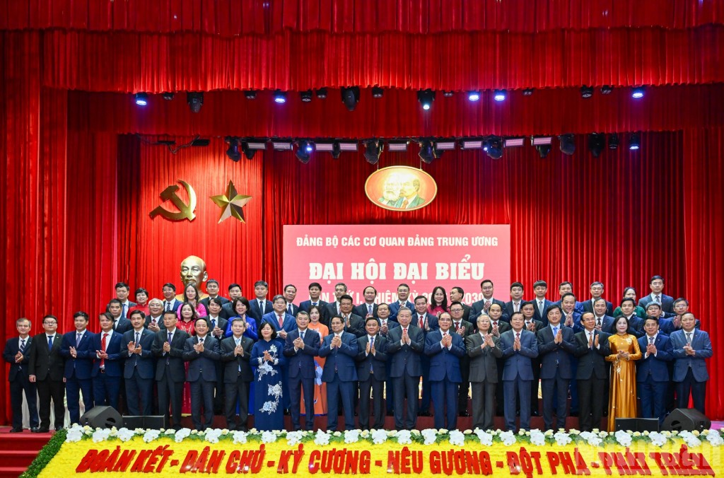 Bài phát biểu của Tổng Bí thư Tô Lâm tại Đại hội đại biểu Đảng bộ các cơ quan Đảng Trung ương lần thứ nhất Bài phát biểu của Tổng Bí thư Tô Lâm tại Đại hội đại biểu Đảng bộ các cơ quan Đảng Trung ương lần thứ nhất