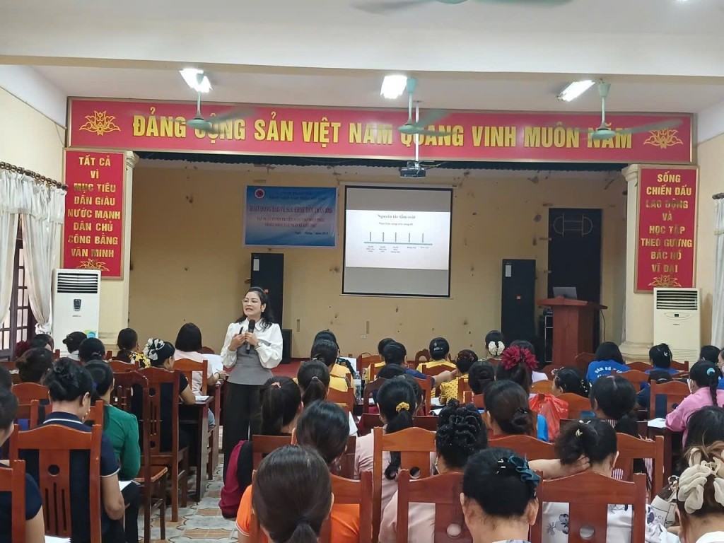 lớp tập huấn nâng cao kiến thức, kỹ năng về sàng lọc trước sinh và sơ sinh cho đội ngũ cộng tác viên dân số tại cơ sở. lớp tập huấn nâng cao kiến thức, kỹ năng về sàng lọc trước sinh và sơ sinh cho đội ngũ cộng tác viên dân số tại cơ sở.