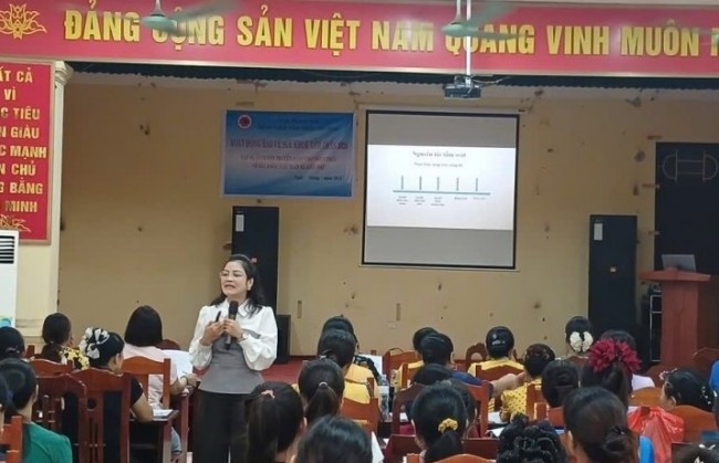 Tập huấn kiến thức sàng lọc trước sinh, sơ sinh cho cộng tác viên dân số