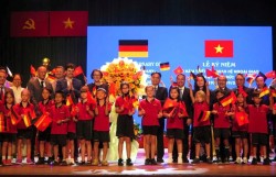 Nửa thế kỷ mối thân tình Việt Nam - Đức