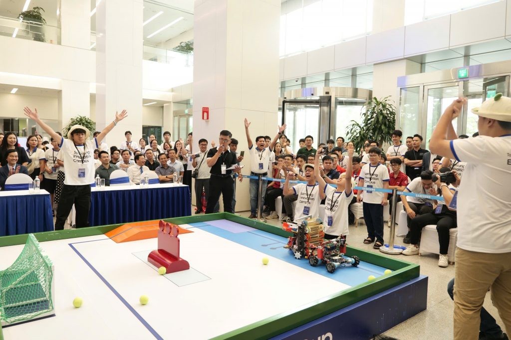 Những kiến thức công nghệ cao được đào tạo từ SIC đã giúp các em học sinh sinh viên chế tạo ra nhiều mô hình robot hiệu quả