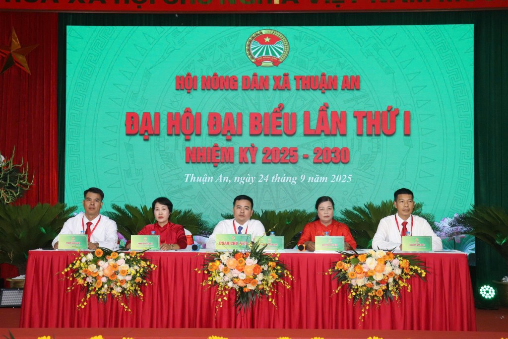 Xây dựng Nông thôn mới kiểu mẫu, đô thị văn minh và bảo vệ môi trường bền vững