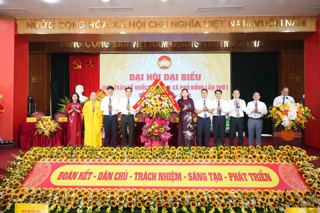 Đồng chí Nguyễn Đức Thể giữ chức Chủ tịch MTTQ xã Phù Đổng