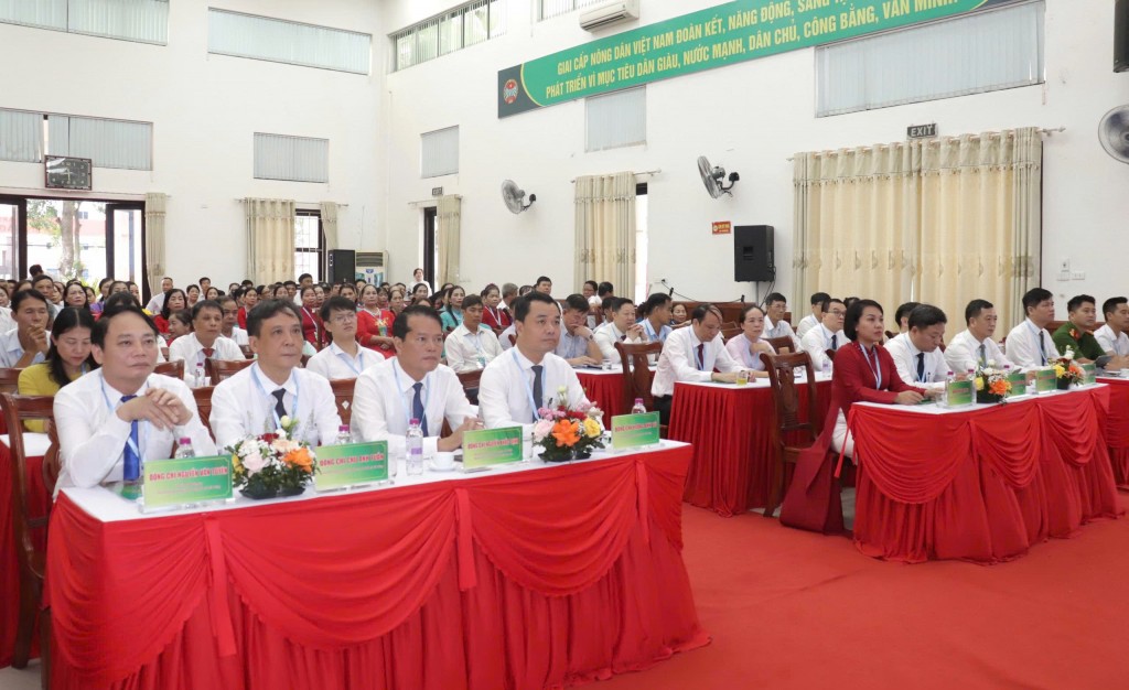 Đẩy mạnh ứng dụng công nghệ số, thương mại điện tử trong sản xuất kinh doanh