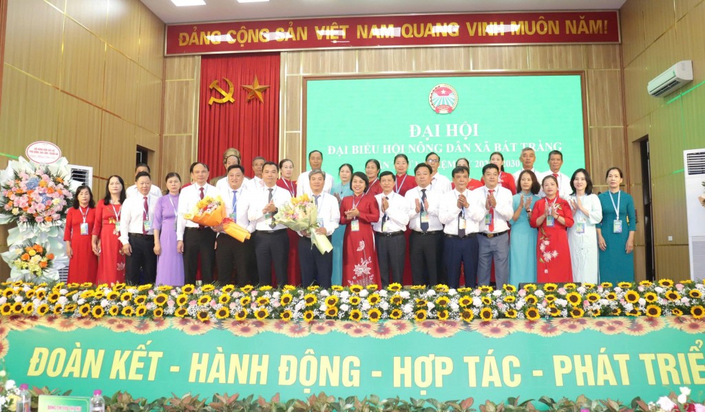 Đẩy mạnh ứng dụng công nghệ số, thương mại điện tử trong sản xuất kinh doanh
