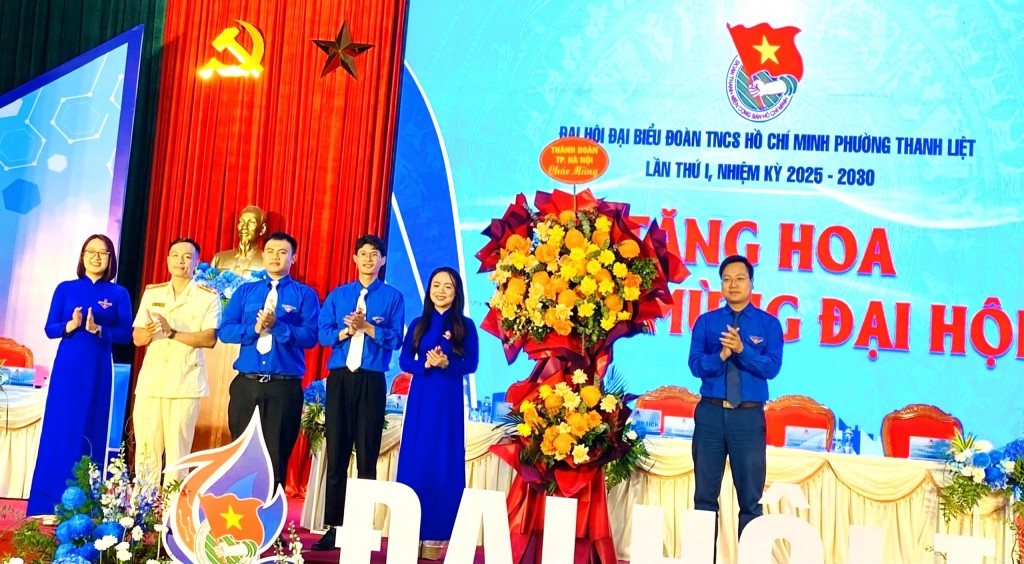 đồng chí: Trần Quang Hưng, Phó Bí thư Thành đoàn Hà Nội