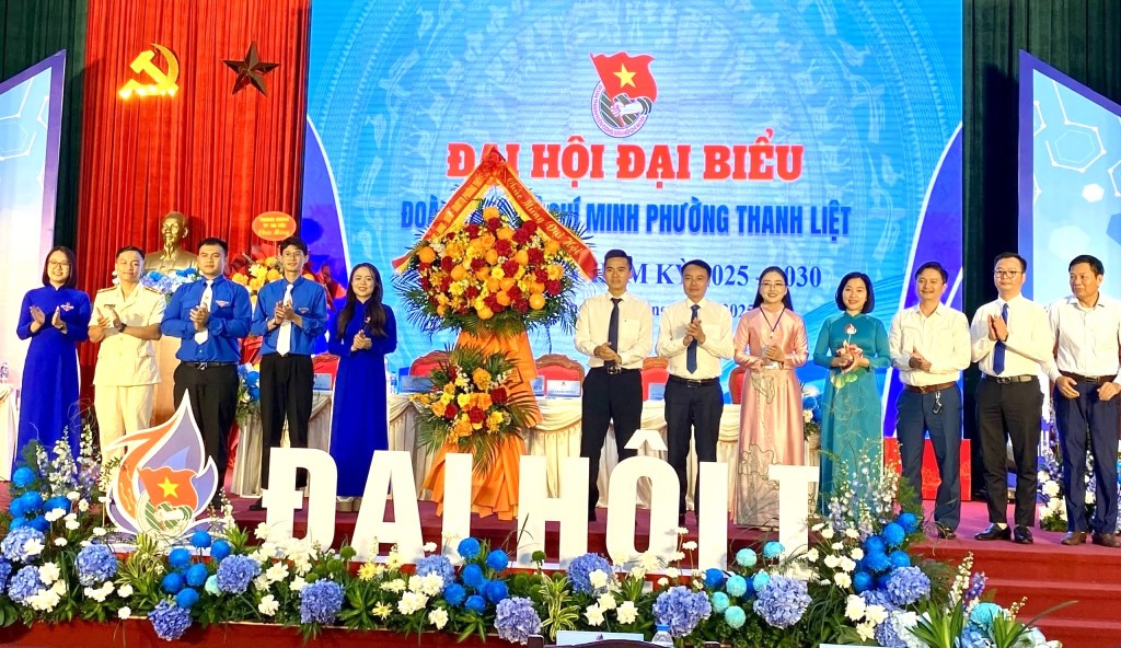 Đồng chí Lý Duy Xuân, Phó Bí thư Thường trực Đảng ủy phường, nguyên Phó Bí thư Thành đoàn Hà Nội