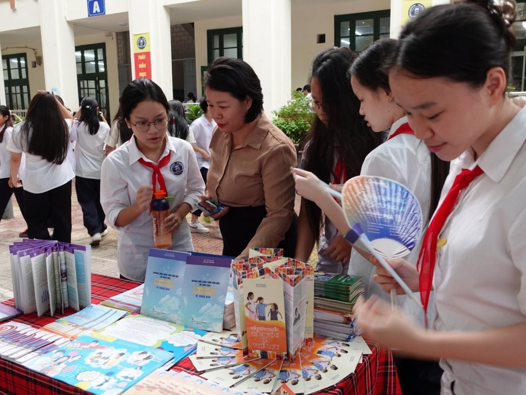 Truyền thông hưởng ứng Ngày tránh thai thế giới 26/9 Truyền thông hưởng ứng Ngày tránh thai thế giới 26/9