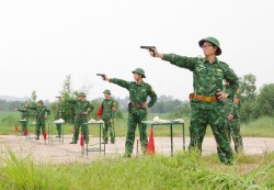 Bộ đội Biên phòng TP Hồ Chí Minh kiểm tra bắn đạn thật