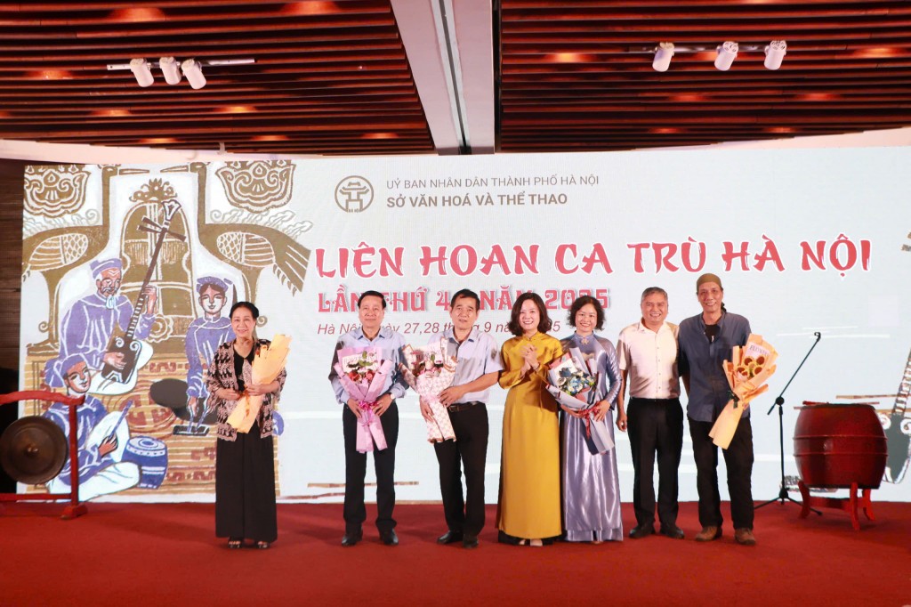 Khai mạc Liên hoan Ca trù Hà Nội lần thứ tư