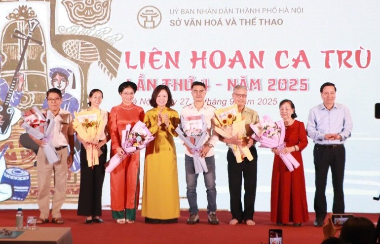 Khai mạc Liên hoan Ca trù Hà Nội lần thứ tư
