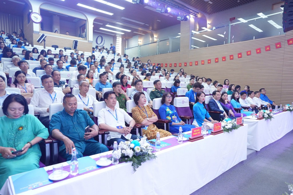 Các đại biểu khách quý dự Đại hội Các đại biểu khách quý dự Đại hội