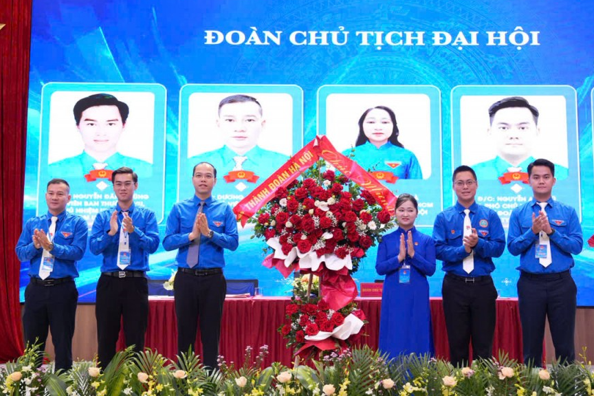 Làm chủ công nghệ, góp sức xây dựng chính quyền văn minh, hiện đại Làm chủ công nghệ, góp sức xây dựng chính quyền văn minh, hiện đại