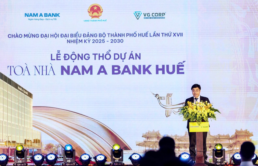 Ông Nguyễn Minh Tuấn, Phó tổng giám đốc Nam A Bank phát biểu tại sự kiện. Ông Nguyễn Minh Tuấn, Phó tổng giám đốc Nam A Bank phát biểu tại sự kiện.