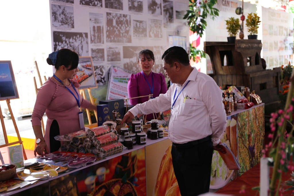 Không gian triển lãm thành tựu Cần Thơ: Đổi mới, sáng tạo và hội nhập