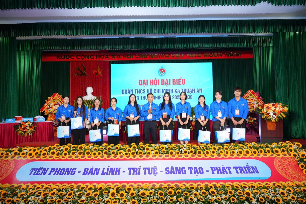 Nâng cao hiệu quả hoạt động khởi nghiệp của thanh niên trong kỷ nguyên mới Nâng cao hiệu quả hoạt động khởi nghiệp của thanh niên trong kỷ nguyên mới