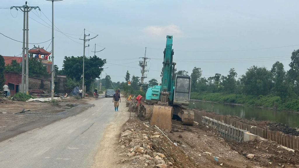 Xã Phượng Dực đẩy nhanh tiến độ thi công các dự án trọng điểm Xã Phượng Dực đẩy nhanh tiến độ thi công các dự án trọng điểm