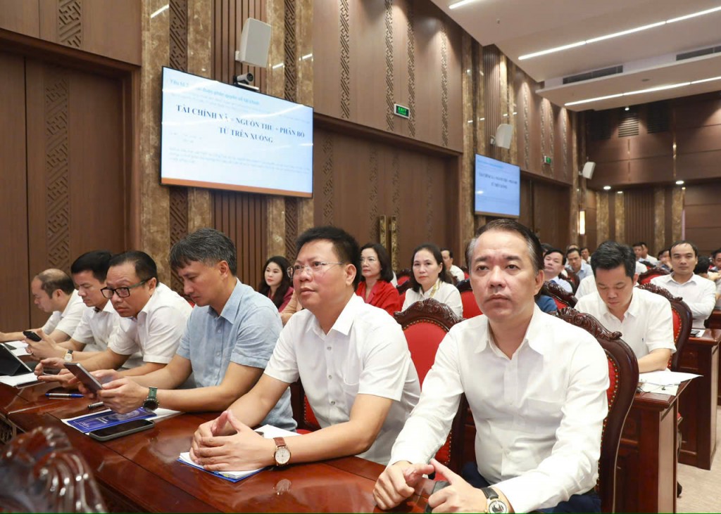 Bài 4: Gỡ nút thắt để khơi thông tiềm lực