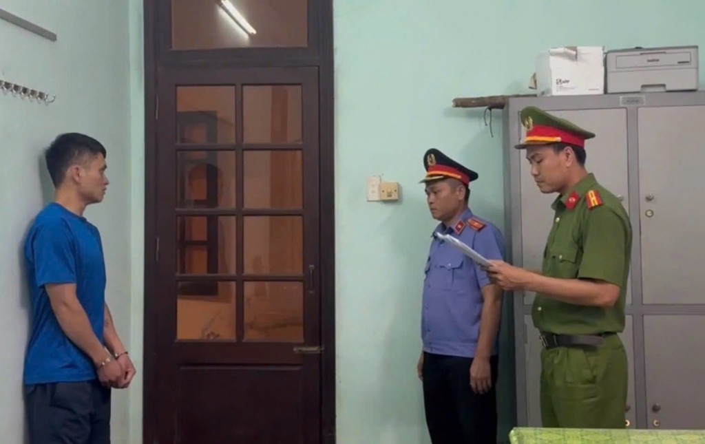 Bắt giam đối tượng khống chế xâm hại phụ nữ trên đường vắng