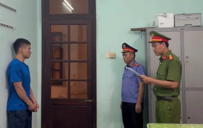 Bắt giam đối tượng khống chế xâm hại phụ nữ trên đường vắng