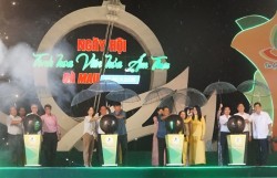 Khai mạc ngày hội “Tinh hoa Văn hóa ẩm thực Cà Mau”