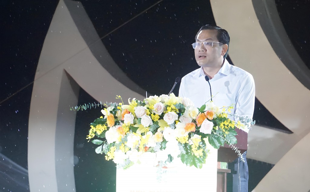 Ông Ngô Vũ Thăng, Phó Chủ tịch UBND tỉnh Cà Mau, phát biểu tại lễ khai mạc
