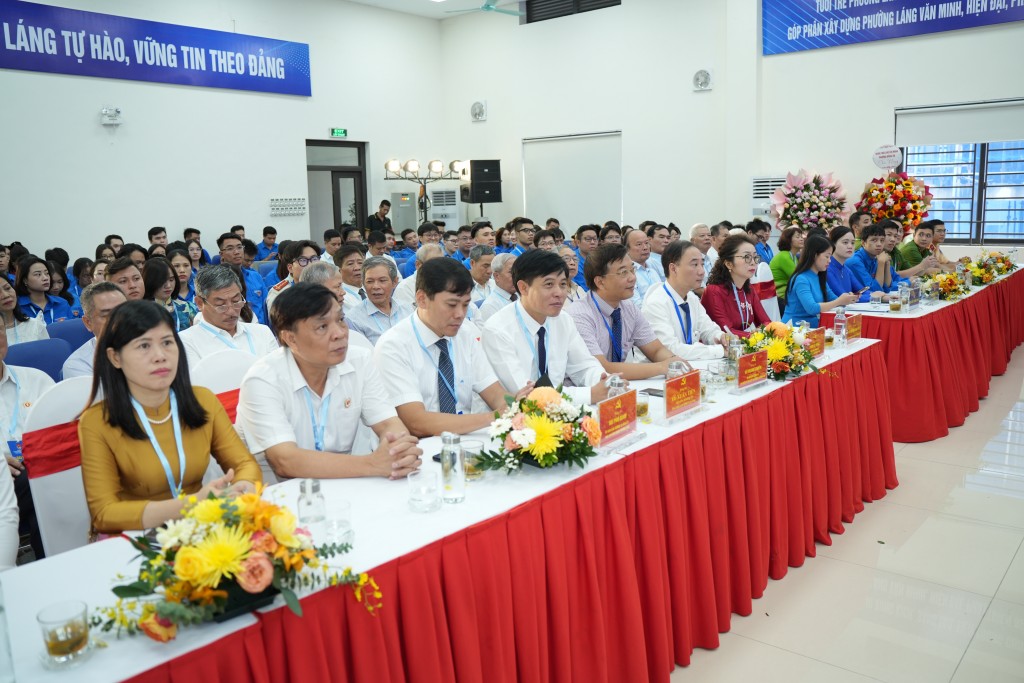 Đại hội có sự tham dự của lãnh đạo thành phố, lãnh đạo phường cùng 135 đại biểu ưu tú Đại hội có sự tham dự của lãnh đạo thành phố, lãnh đạo phường cùng 135 đại biểu ưu tú