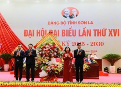 Xây dựng tỉnh Sơn La giàu đẹp, phát triển nhanh, bền vững