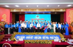 Xung kích, tình nguyện xây dựng và phát triển xã Phù Đổng văn minh, hiện đại