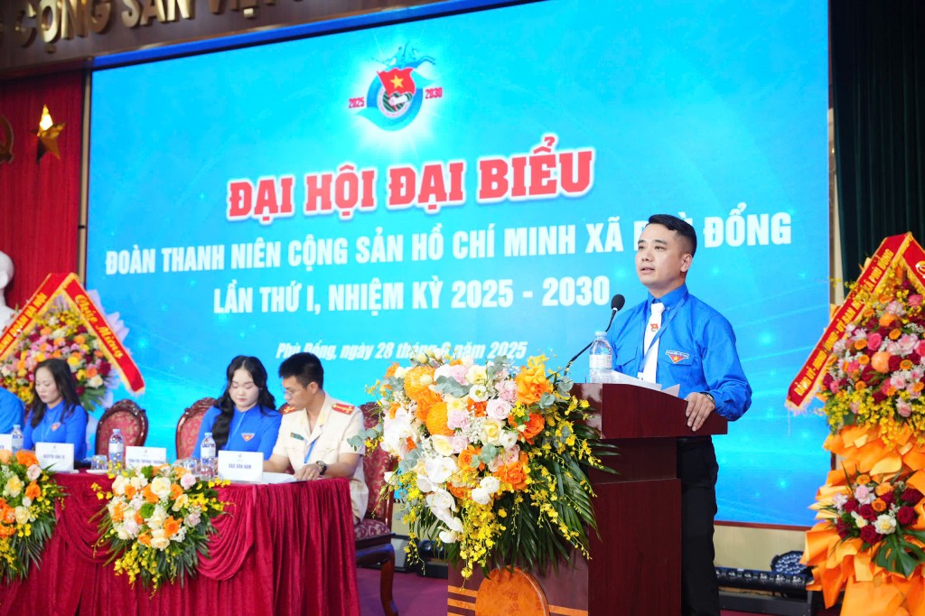 Xung kích, tình nguyện xây dựng và phát triển xã Phù Đổng văn minh, hiện đại Xung kích, tình nguyện xây dựng và phát triển xã Phù Đổng văn minh, hiện đại