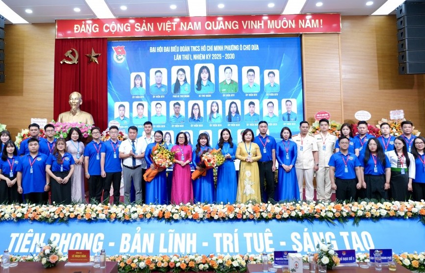 Hạt nhân cống hiến, đội dự bị tin cậy của Đảng