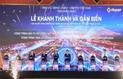 Ninh Bình chính thức khánh thành Công trình Trục lễ hội và Quảng trường Thời Đại