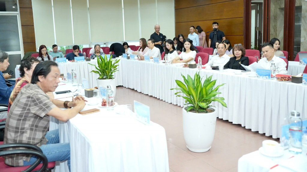 Thi thiết kế logo Đại hội Đoàn XIII: Sân chơi khẳng định sức trẻ