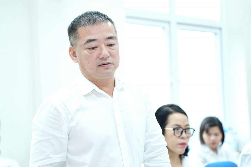 Xây dựng đội ngũ cán bộ, đảng viên bản lĩnh, trí tuệ, khát vọng Xây dựng đội ngũ cán bộ, đảng viên bản lĩnh, trí tuệ, khát vọng