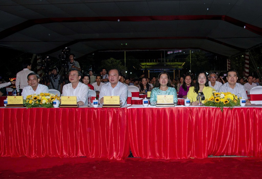 Lời ca dâng Đảng khắc họa Cần Thơ năng động sau Đại hội