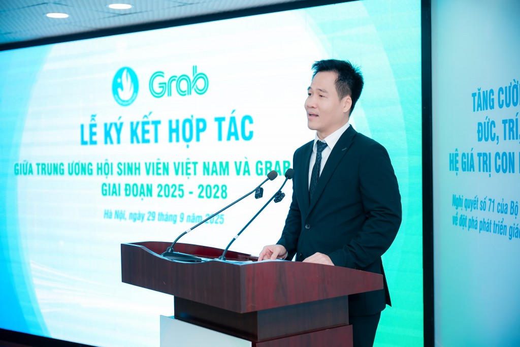 Ông Mã Tuấn Trọng, Giám đốc Điều hành Grab Việt Nam phát biểu tại buổi lễ
