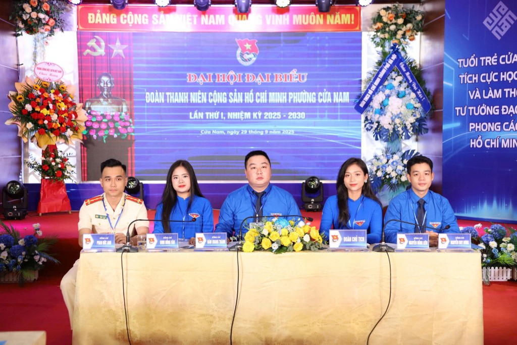 Đoàn Chủ tịch điều hành Đại hội