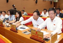 Hà Nội sửa đổi một số quy định ngừng cấp dịch vụ điện, nước