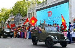 "Vang mãi khúc khải hoàn" tái hiện trang sử hào hùng của Thủ đô