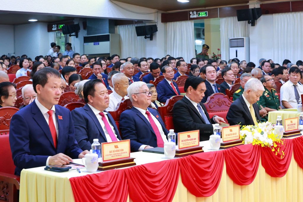 Nguyên lãnh đạo Nguyên lãnh đạo